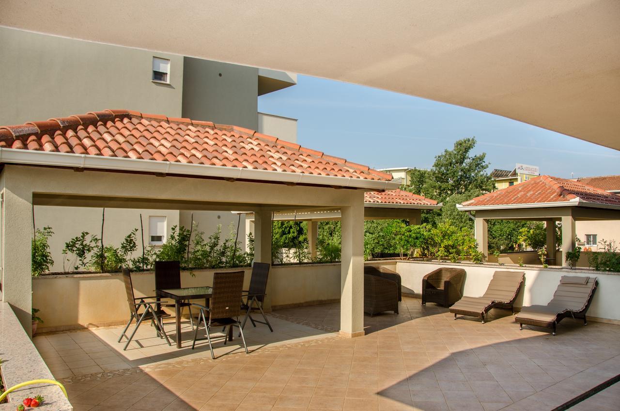 Hotel Mir Medjugorje Exterior photo